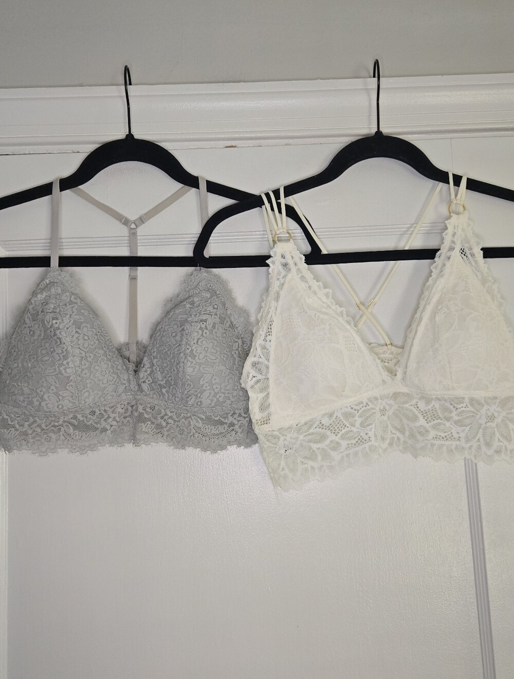 Aerie Lace Bralette Bundle Grey & White Women's Medium